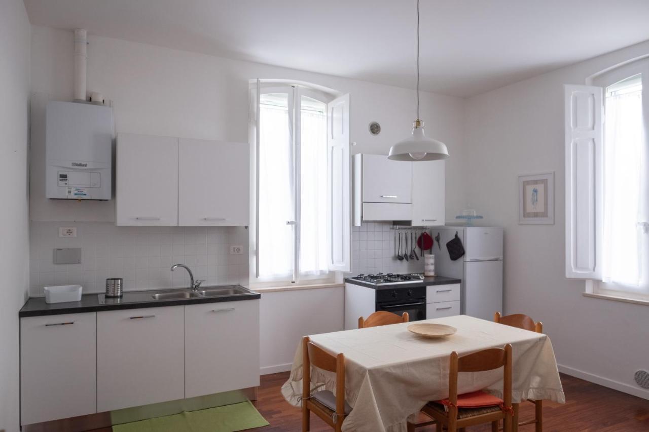 Casa Alina- Art House Apartment Foligno Bagian luar foto